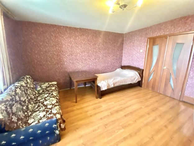 Купить трехкомнатную квартиру на улице Губкина в Белгороде. Вариант № 362405, 5, площадь -  квм, цена 4800000 рублей