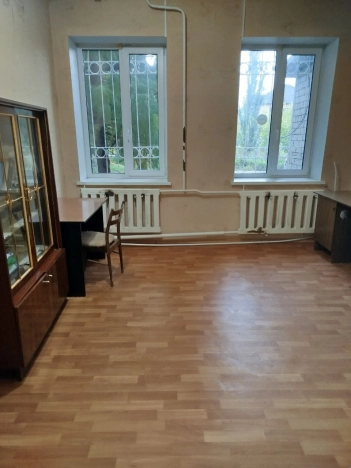 Снять коммерческую недвижимость в Омске. Вариант № 4769287, 4, площадь -  квм, цена 50000 рублей