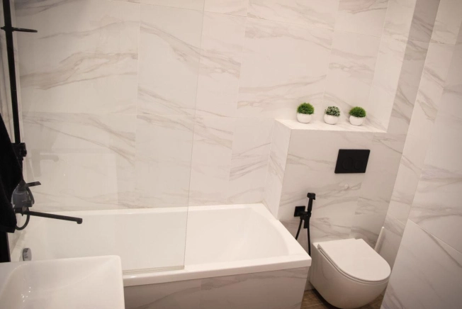 Купить двухкомнатную квартиру в Новосибирской области. Вариант № 10192497, 4, площадь -  квм, цена 10740000 рублей