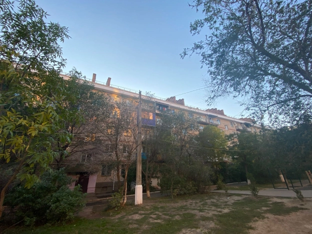 Купить однокомнатную квартиру в районе Центральный в Элисте. Вариант № 34679, 6, площадь -  квм, цена 4300000 рублей