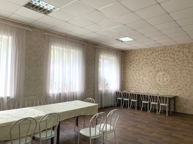 Снять коммерческую недвижимость свободного назначения на улице Коммунистическая в Новосибирске. Вариант № 4285, 2, площадь -  квм, цена 110000 рублей