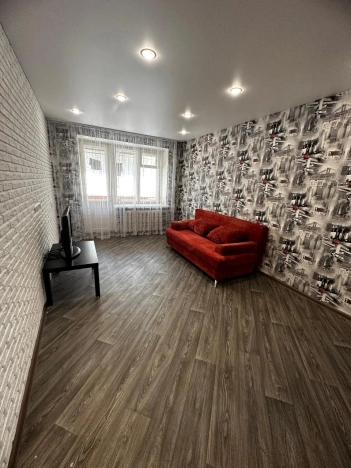 Купить однокомнатную квартиру в Октябрьском. Вариант № 8418739, 0, площадь -  квм, цена 2500000 рублей