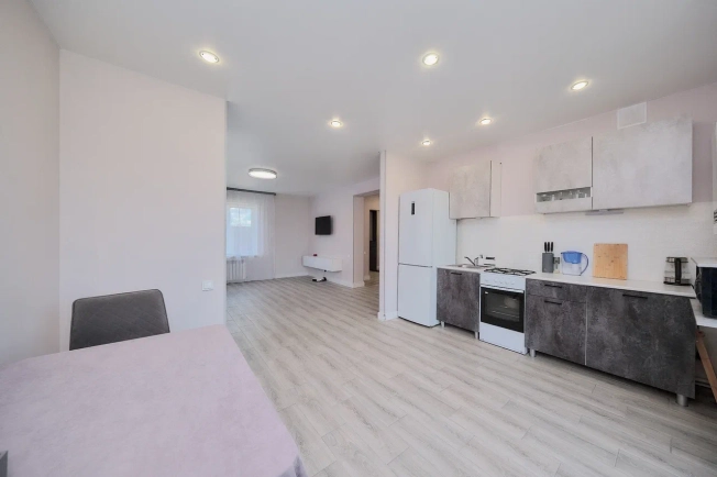 . Вариант № 2715497, 5, площадь - 80 квм, цена 8810000 рублей