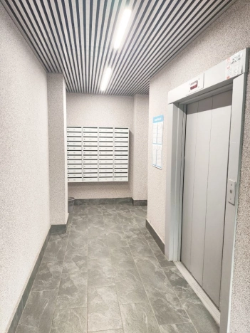 Купить трехкомнатную квартиру в районе Кировский в Санкт-Петербурге. Вариант № 8162593, 23, площадь -  квм, цена 20750000 рублей