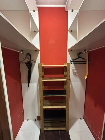 Купить квартиру в Москве. Вариант № 10294905, 8, площадь -  квм, цена 5900000 рублей