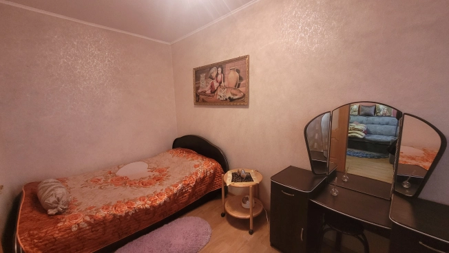 Снять квартиру в Калининграде. Вариант № 9290375, 4, площадь -  квм, цена 33000 рублей