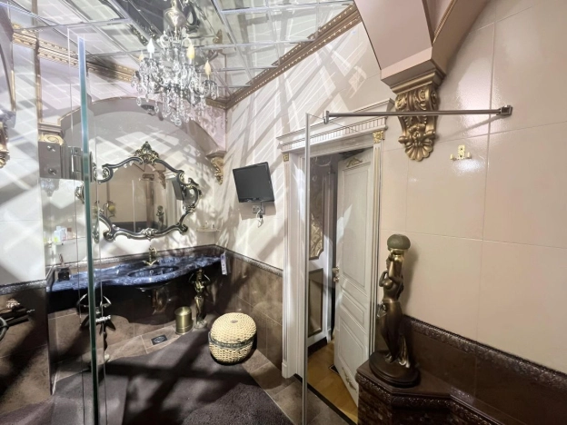 Купить квартиру на улице Ленинский проспект в Москве. Вариант № 32185, 18, площадь -  квм, цена 89500000 рублей