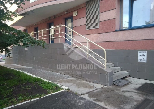 Купить коммерческую недвижимость свободного назначения у метро Площадь Маркса в Новосибирске. Вариант № 1727, 7, площадь -  квм, цена 18600000 рублей