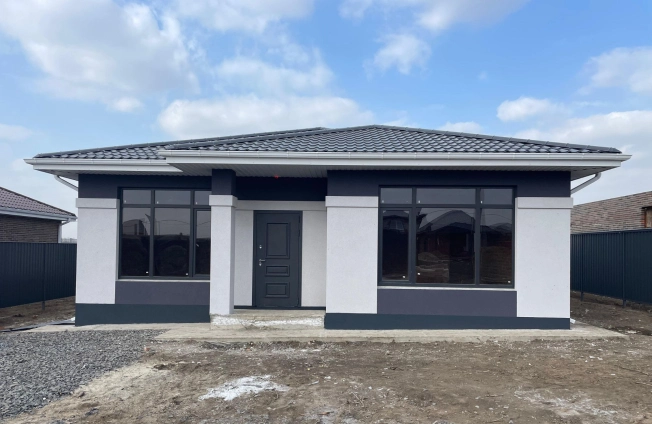 Купить дом в Тюменской области. Вариант № 24038, 1, площадь -  квм, цена 8000000 рублей