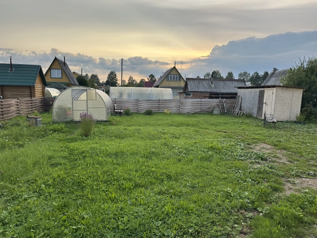 Купить земельный участок в Республике Коми. Вариант № 2118544, 4, площадь -  квм, цена 550000 рублей