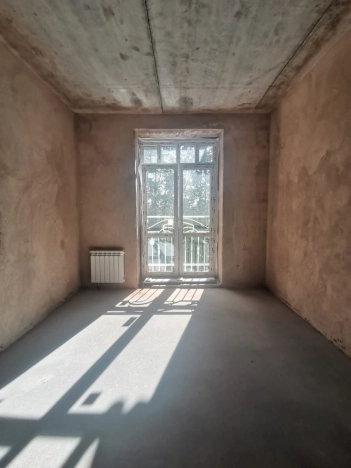 Купить трехкомнатную квартиру в Микрорайоне 5-й в Вологде. Вариант № 5070, 8, площадь -  квм, цена 14952000 рублей