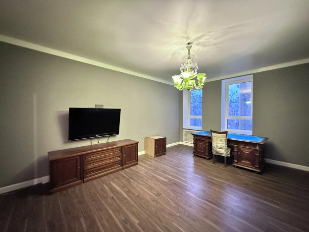 Купить пятикомнатную квартиру в Санкт-Петербурге. Вариант № 10129739, 0, площадь -  квм, цена 35900000 рублей