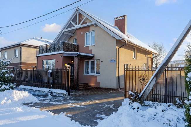 Купить дом в Калининграде. Вариант № 10243457, 3, площадь -  квм, цена 27500000 рублей