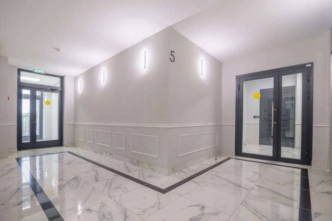 Купить двухкомнатную квартиру в ЦАО в Новосибирске. Вариант № 788713, 23, площадь -  квм, цена 12335000 рублей