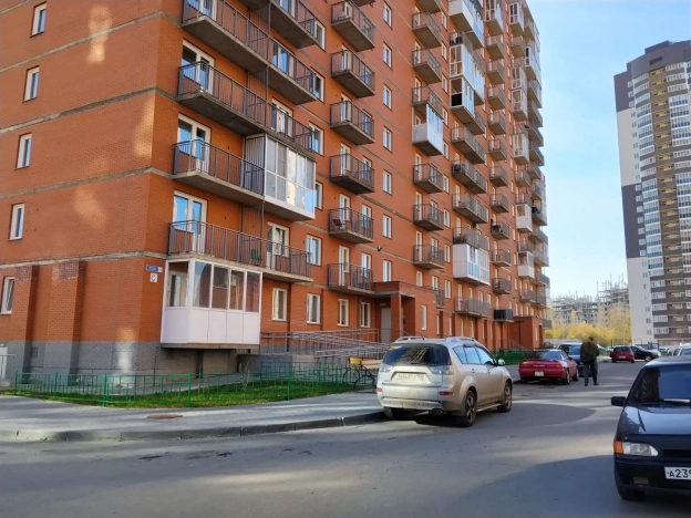 Купить Студию в районе Октябрьский в Новосибирске. Вариант № 6201932, 16, площадь -  квм, цена 4350000 рублей