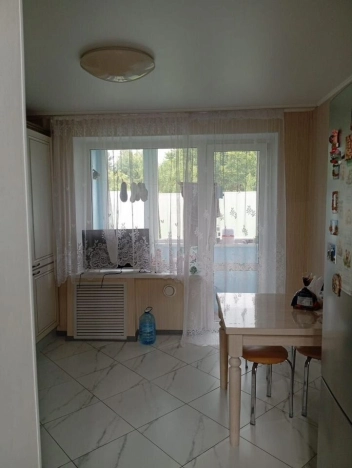 Купить двухкомнатную квартиру на улице Виктора Гакуна в Калининграде. Вариант № 226558, 3, площадь -  квм, цена 5500000 рублей