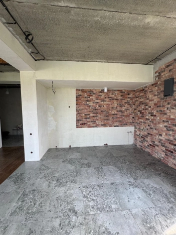 Купить дом в Москве. Вариант № 10218933, 8, площадь -  квм, цена 13000000 рублей