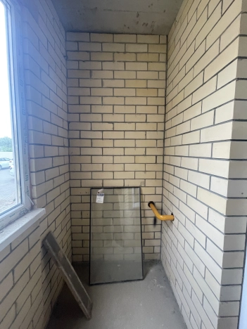 Купить однокомнатную квартиру в Республике Адыгея. Вариант № 42122, 7, площадь -  квм, цена 3650000 рублей