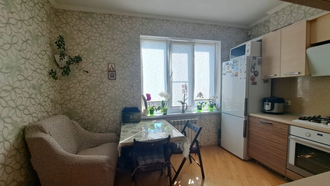 Купить двухкомнатную квартиру в Новороссийске. Вариант № 32137, 13, площадь -  квм, цена 7500000 рублей