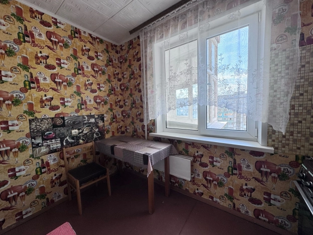 Снять квартиру в Керчи. Вариант № 9665793, 5, площадь -  квм, цена 15000 рублей