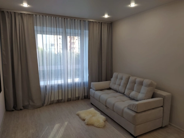 Снять квартиру в районе Дзержинский в Новосибирске. Вариант № 7778009, 2, площадь -  квм, цена 40000 рублей