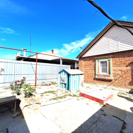 Купить дом на улице Васильковая в Краснодарском крае. Вариант № 4180886, 17, площадь -  квм, цена 4990000 рублей