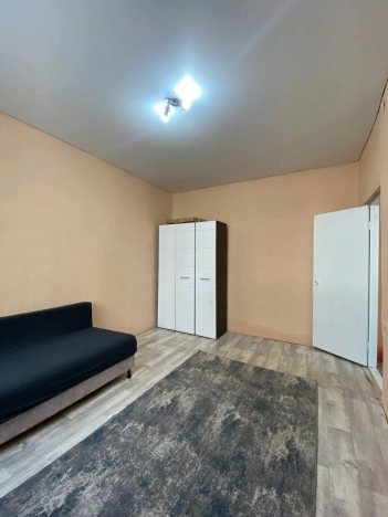 Купить двухкомнатную квартиру в Октябрьском. Вариант № 2893382, 3, площадь -  квм, цена 2570000 рублей