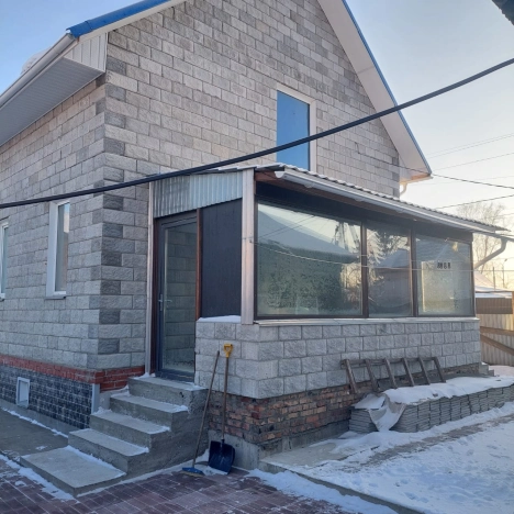 Купить дом у метро Золотая нива в Новосибирске. Вариант № 14033, 45, площадь -  квм, цена 13000000 рублей