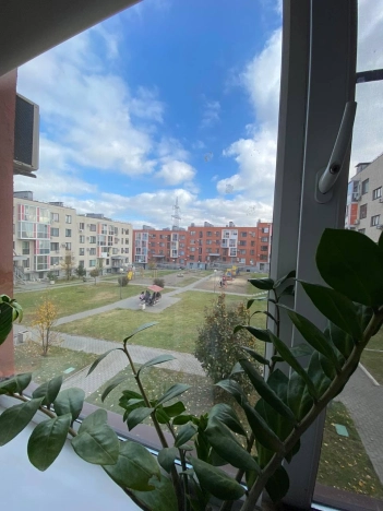 Купить однокомнатную квартиру на улице Солнечникова в Волгограде. Вариант № 7655625, 17, площадь -  квм, цена 3900000 рублей