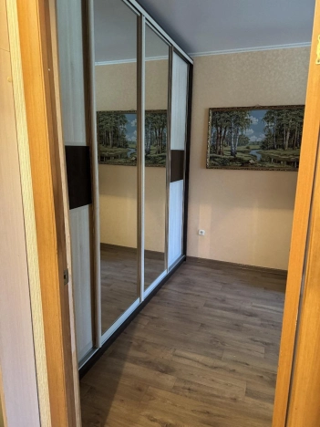 Купить однокомнатную квартиру в Краснодаре. Вариант № 10420415, 5, площадь -  квм, цена 3800000 рублей