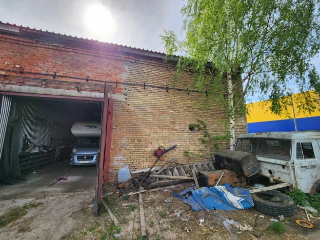 Купить коммерческую недвижимость в Сыктывкаре. Вариант № 30987, 3, площадь -  квм, цена 4150000 рублей