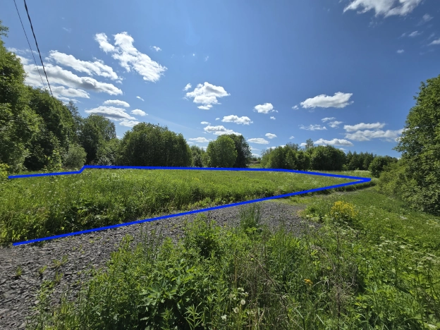 Купить земельный участок в Республике Карелия. Вариант № 21705, 3, площадь -  квм, цена 2000000 рублей