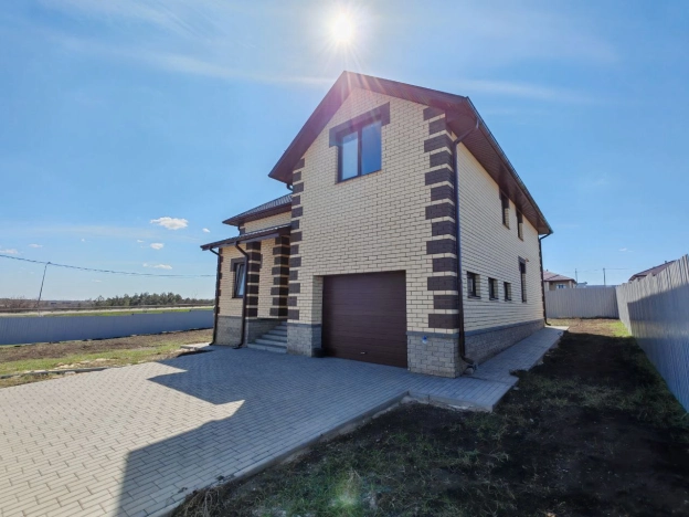 . Вариант № 8780263, 3, площадь - 200 квм, цена 11999000 рублей