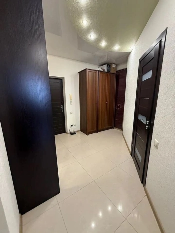 Купить двухкомнатную квартиру в Ростовской области. Вариант № 10292264, 6, площадь -  квм, цена 9990000 рублей