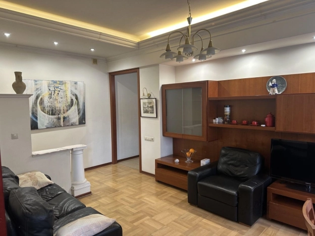 Купить квартиру в Москве. Вариант № 9696119, 3, площадь -  квм, цена 27000000 рублей