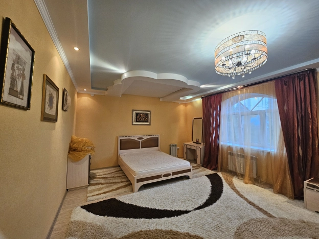 Купить дом на улице Георгия Маляревского в Тобольске. Вариант № 5111286, 13, площадь -  квм, цена 15400000 рублей