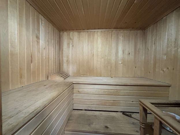 Купить дом в Курской области. Вариант № 54476, 33, площадь -  квм, цена 10750000 рублей