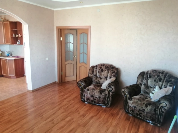 Купить квартиру на улице Токмакова в Чите. Вариант № 41244, 10, площадь -  квм, цена 10470000 рублей