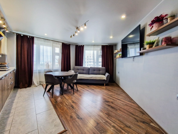 Купить трехкомнатную квартиру в Иванове. Вариант № 58129, 9, площадь -  квм, цена 11500000 рублей