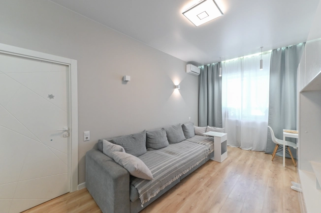 Купить двухкомнатную квартиру в Ростовской области. Вариант № 37085, 7, площадь -  квм, цена 8600000 рублей