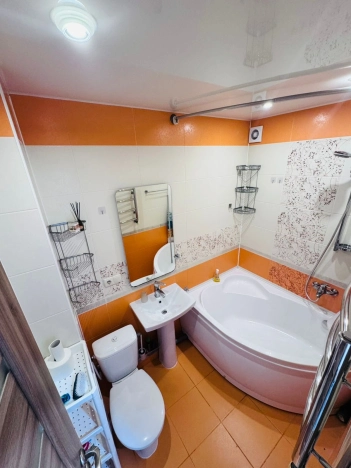 Купить трехкомнатную квартиру в Керчи. Вариант № 439337, 13, площадь - квм, цена 6499999 рублей