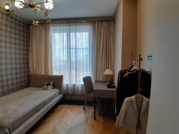 Купить квартиру в Москве. Вариант № 10431507, 8, площадь -  квм, цена 59000000 рублей