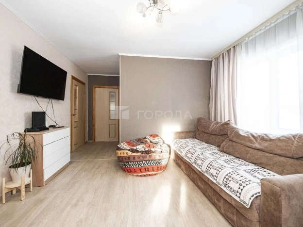 Купить дом в районе Заельцовский в Новосибирске. Вариант № 3867953, 21, площадь -  квм, цена 10250000 рублей