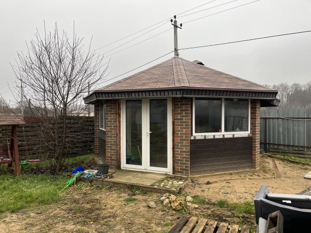 Купить дом в Москве. Вариант № 10218933, 4, площадь -  квм, цена 13000000 рублей