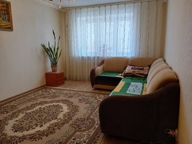 Снять двухкомнатную квартиру в Микрорайоне 9-й, Тобольск в Тобольске. Вариант № 2905564, 4, площадь - квм, цена 45000 рублей