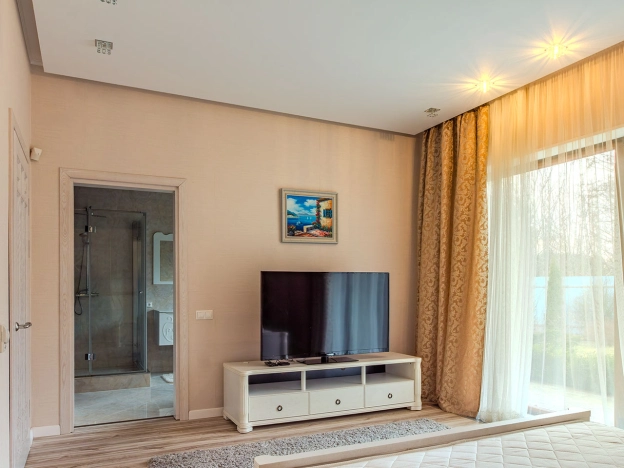 Купить дом в Зеленоградске. Вариант № 32018, 24, площадь -  квм, цена 85000000 рублей