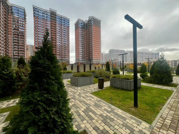 Купить двухкомнатную квартиру в Краснодаре. Вариант № 9265716, 4, площадь -  квм, цена 6700000 рублей