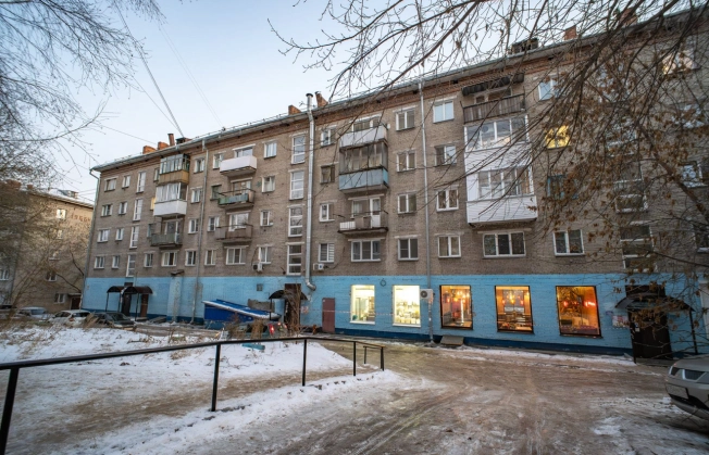 Купить двухкомнатную квартиру в Новосибирске. Вариант № 9434980, 20, площадь -  квм, цена 4390000 рублей