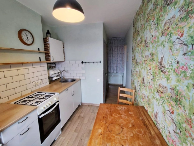 Купить двухкомнатную квартиру на вторичке на улице Илимская в Москве. Вариант № 10758230, 8, площадь - квм, цена 7250000 рублей