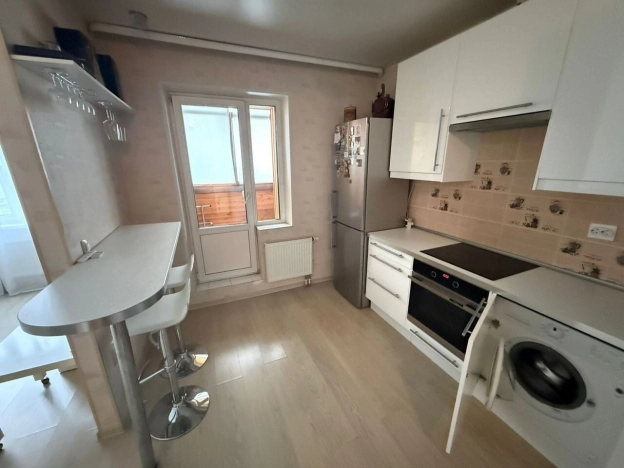 Снять квартиру в Новосибирске. Вариант № 10420950, 0, площадь -  квм, цена 40000 рублей